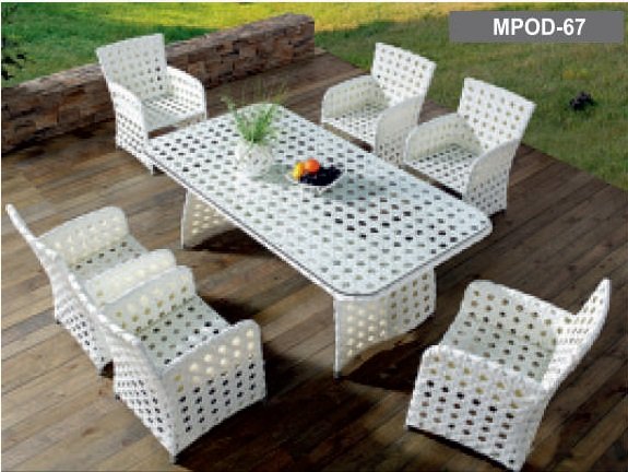 Lawn Dining Set
